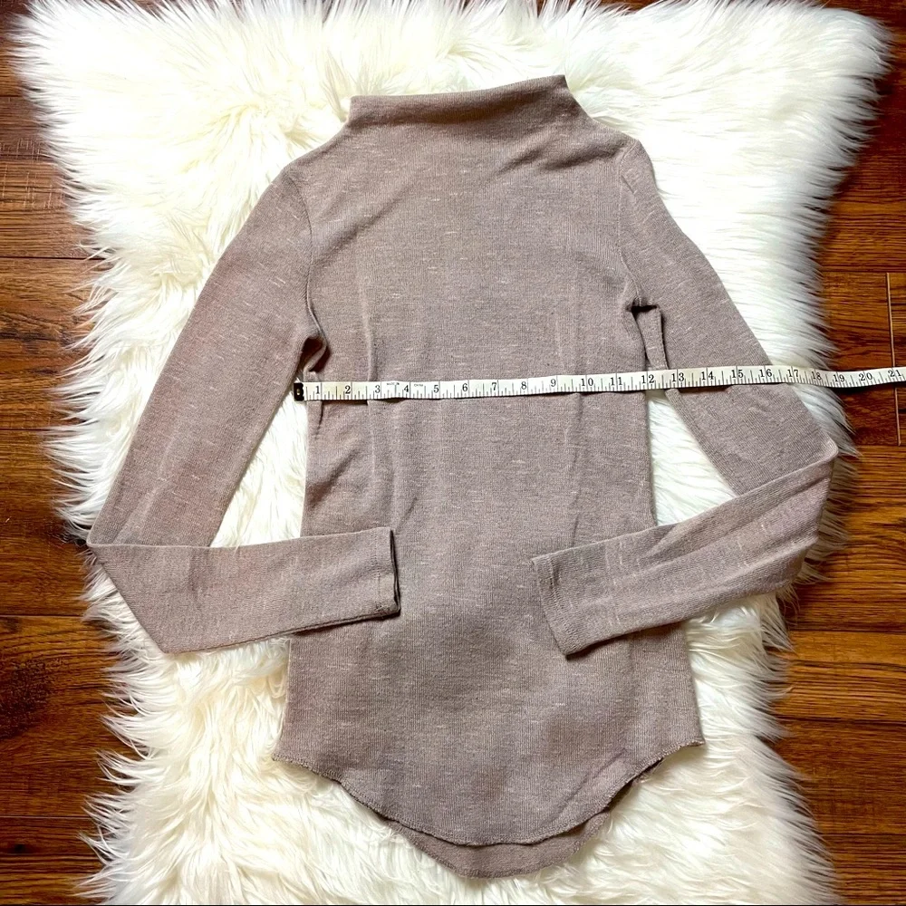 Wilfred Mocha Mock Neck Women’s Long Sleeve Size S EUC - Picture 3 of 5